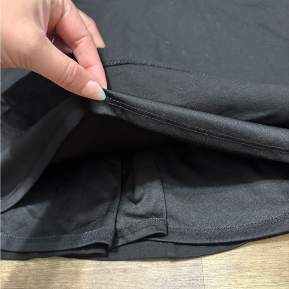 Elegant Lulu’s Black Off-Shoulder Dress - Picture 2 of 9